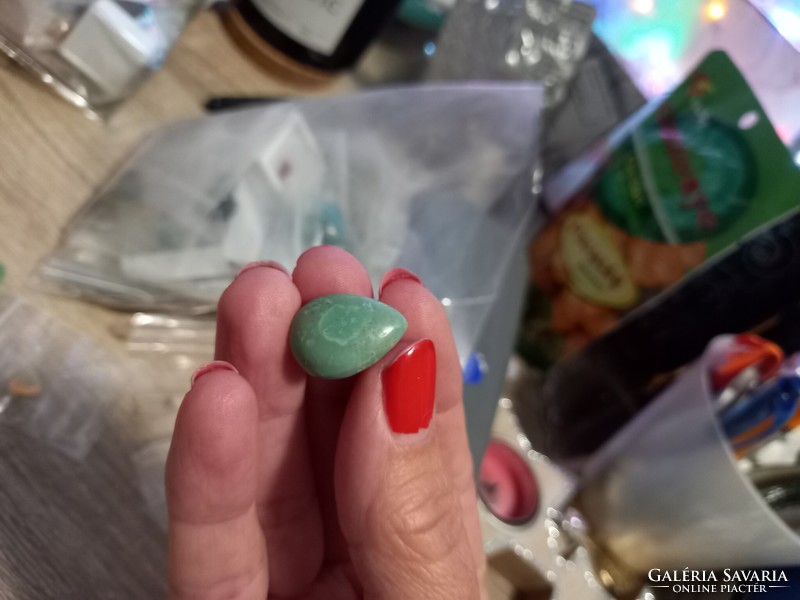 Turquoise drop gemstone from Arizona 15.23ct (USA)