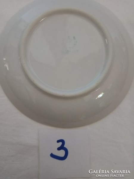 Hollóházi porcelán kávés tányérok