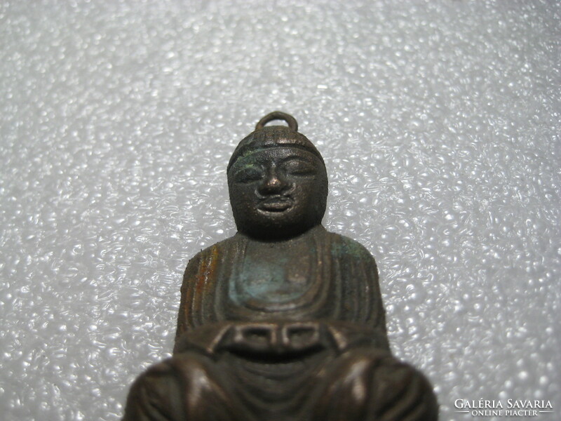 Buddha pendant, bronze 4.5 cm, old piece with patina