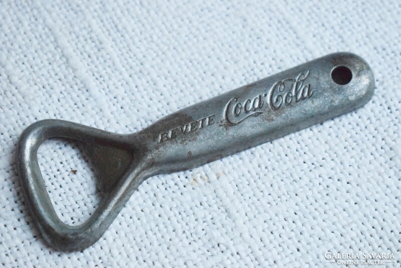 Régi , retro palack bontó nyitó , sörnyitó , BEVETE Coca - Cola , olasz 11 x 4 cm