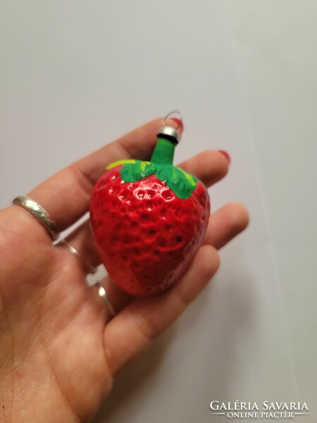 2 bottles of hand-painted strawberry Christmas tree decorations!!!