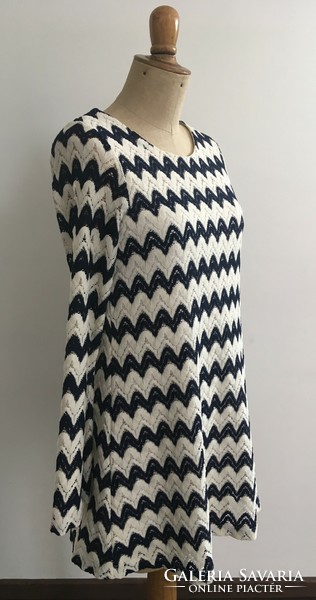 Missoni style crochet navy blue and white long sleeve loose dress, tunic - size: m/l