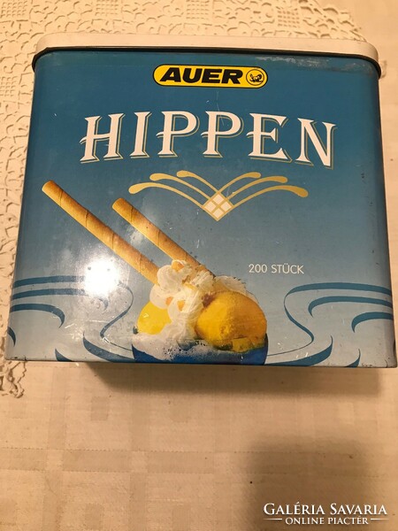Hippen édességes fém doboz Ausztriából. 20x17 cm