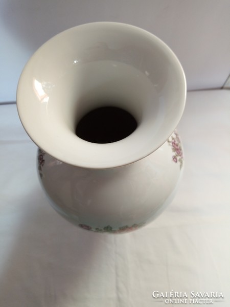 Hollóház porcelain vase