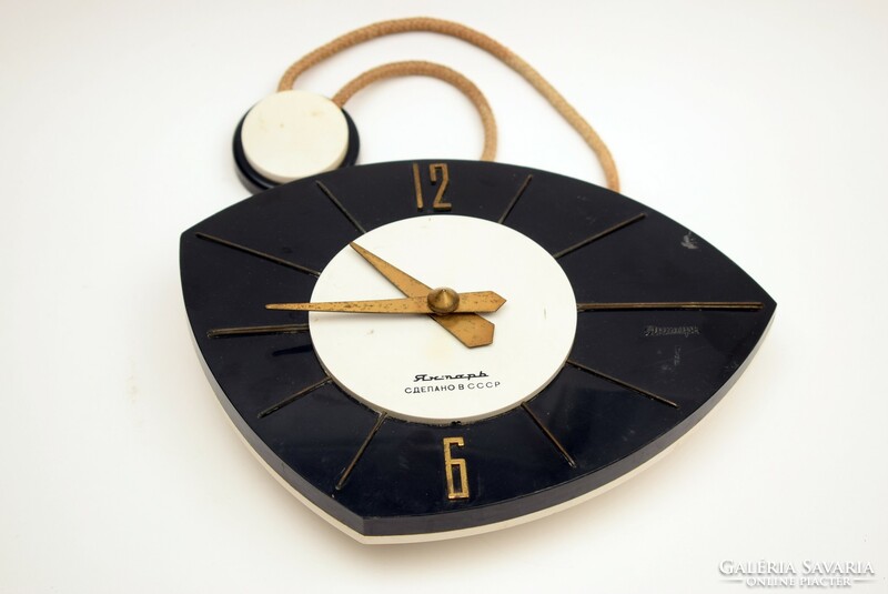 Mid century Russian wall clock / retro cccp clock / old