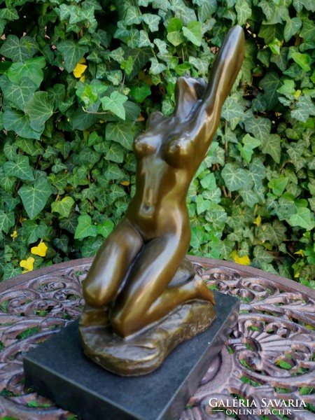 Female act - bronze sculpture