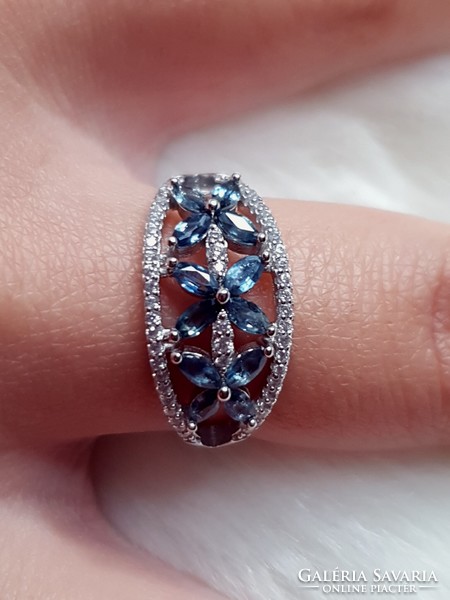 A beautiful silver ring with a sapphire stone