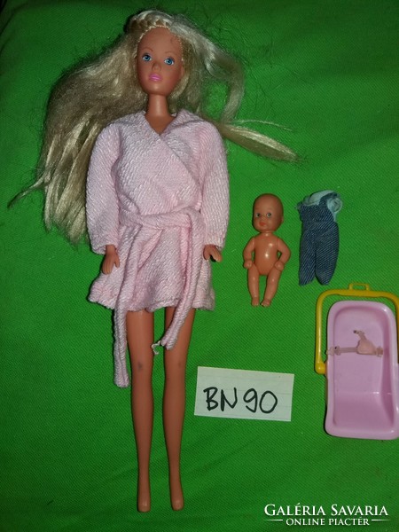 Original quality simba barbie doll with newborn baby and baby carrier according to the pictures, bn 90