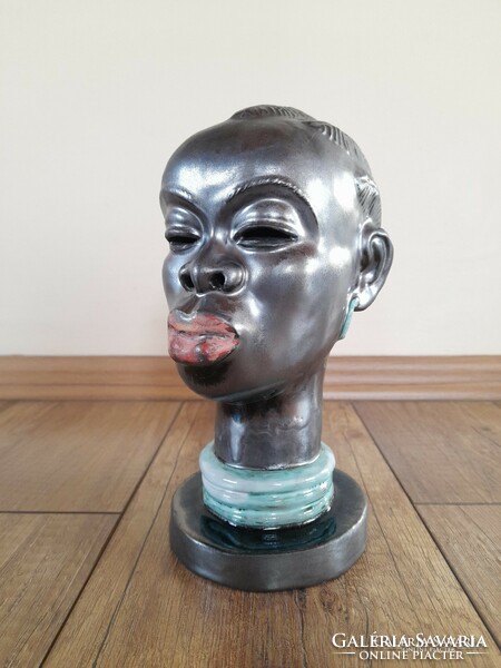 Izsépy art deco ceramic bust