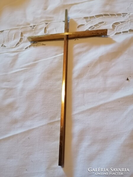 Gold colored metal wall cross
