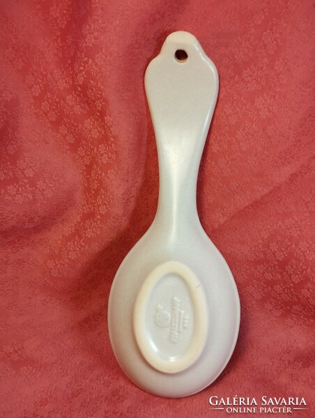 Wooden spoon, tasting spoon holder kitchen accessory