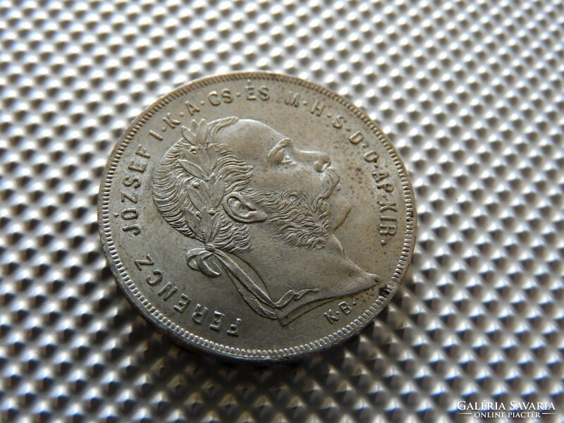 1877 KB Körmöcbánya ezüst 1 Ft forint KAPSZULÁBAN UNC VERDEFÉNY Peremirat olvashatócímer felül (KB7)