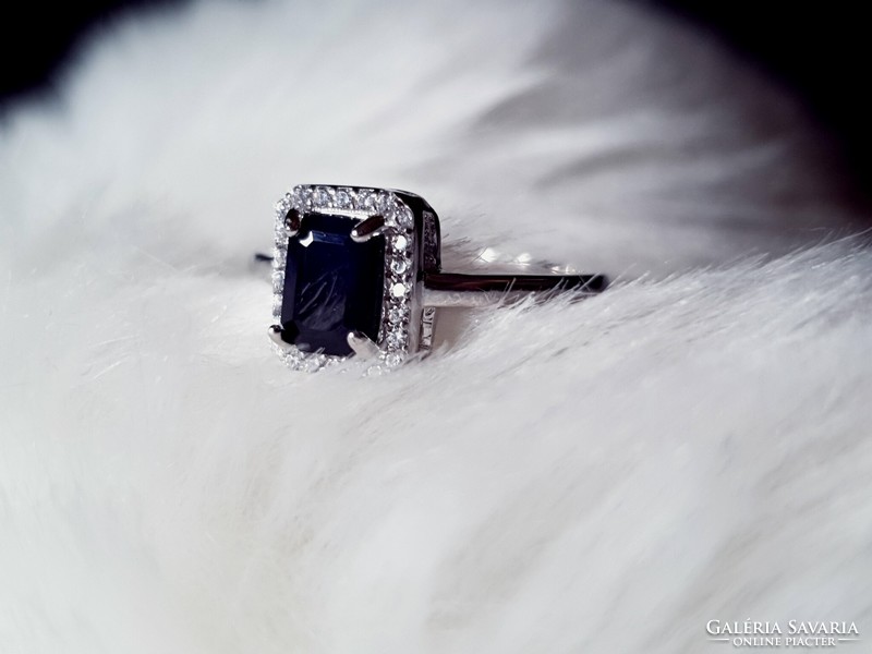 A beautiful silver ring with a sapphire stone