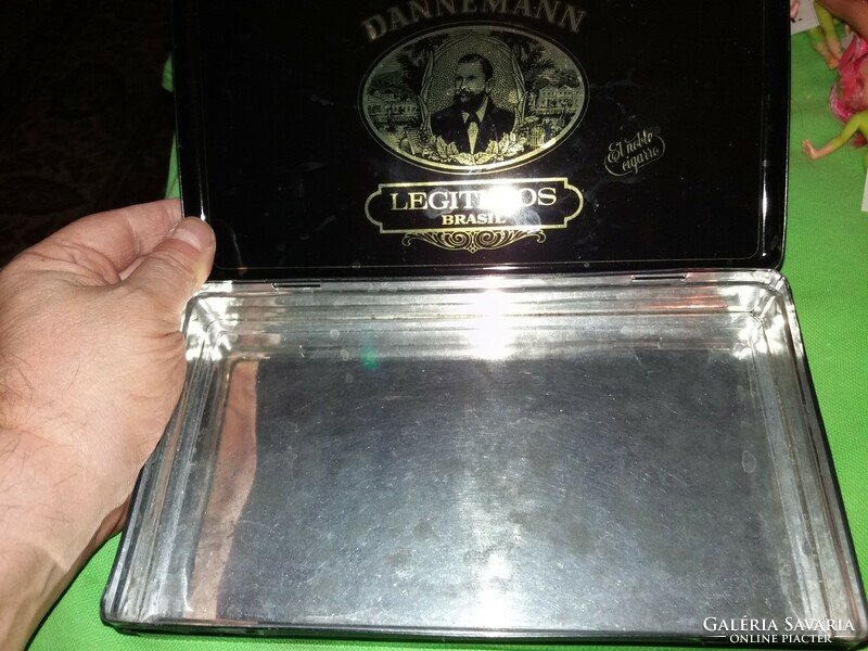 Retro metal plate plate goods quality danneman legitimate cigar box 26 x 14 x 4 cm as shown in the pictures
