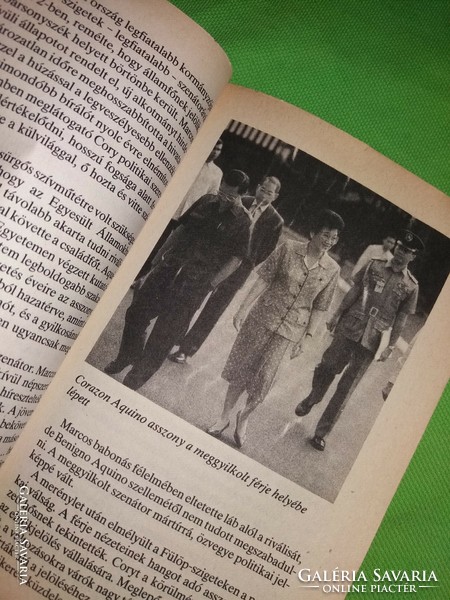 1990. Szilágyi Éva:First Ladyk könyv képek szerint Zrínyi Kiadó