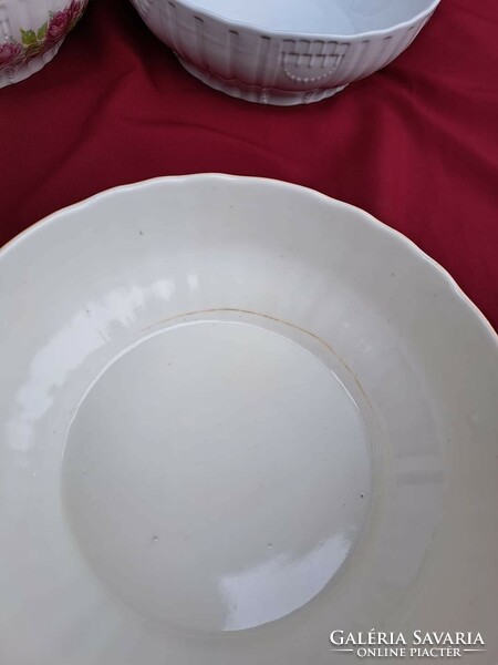 Egyben a 4 db Gyönyörű Zsolnay Fehér porcelán tál tálak pörköltes levesestál rózsás nefelejcses