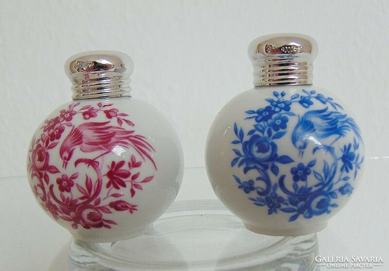 Silver-porcelain spice holders