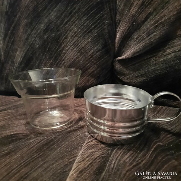 Metal cups with glass inserts