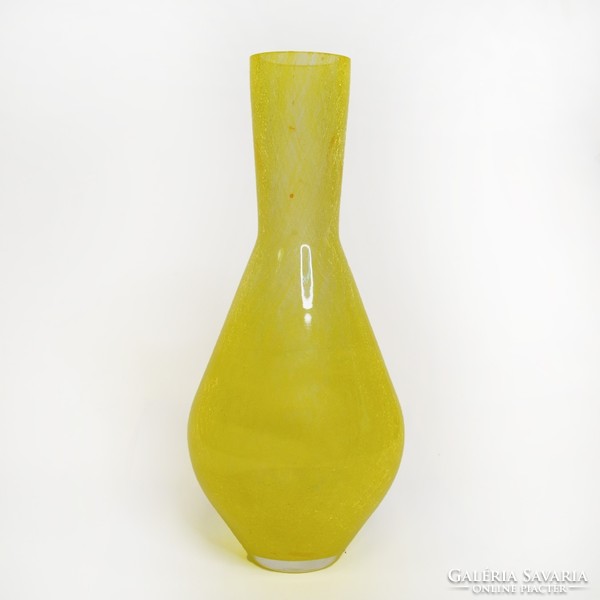 Sárga fátyolüveg váza