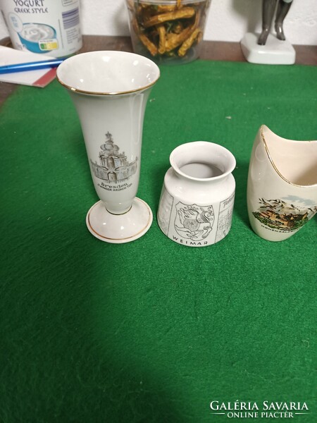 Small porcelain souvenirs