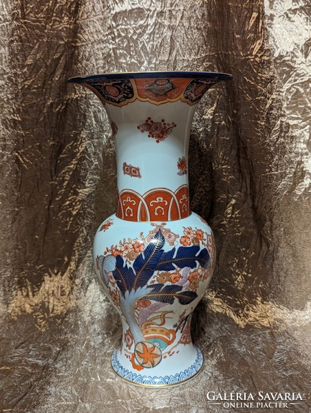 Vista alegre chinoiserie vase