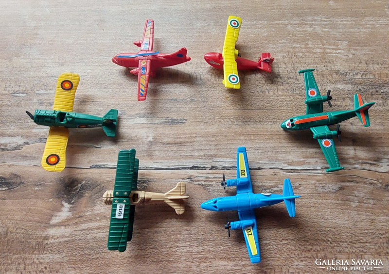 For collectors! 6 Ferrero Kinder Surprise plastic airplanes, helicopters from the 80s