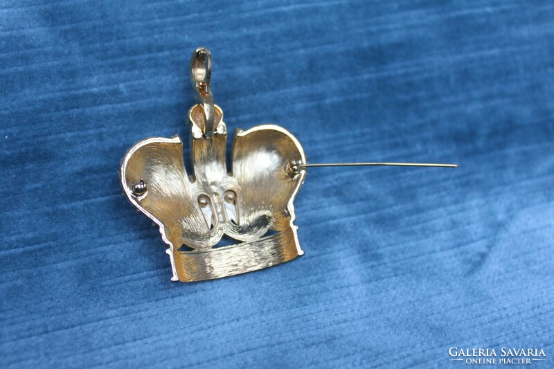 Crown brooch / pendant