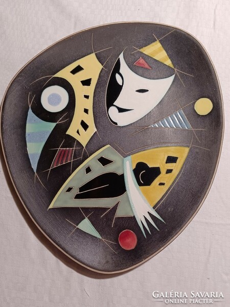 2 Pcs, retro ceramic wall plate with carnival pattern - without marking