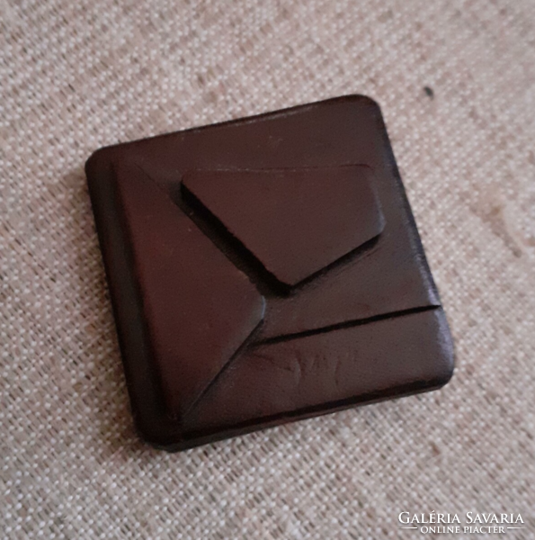 Genuine leather brooch in nice condition