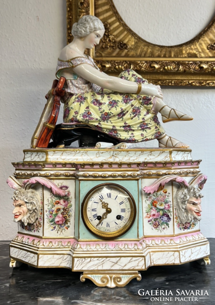 Antique hand painted Meissen porcelain table clock