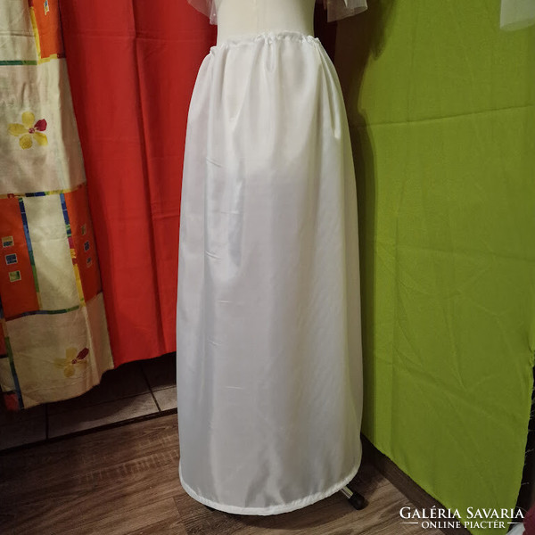 ESKÜVŐ ASZ55 - 1 körös megkötős selyem fehér menyasszonyi alsószoknya, abroncs, lépéskönnyítő