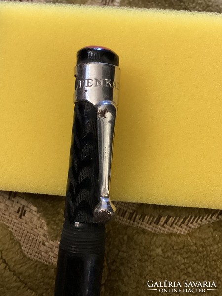 Dédim's antique pen