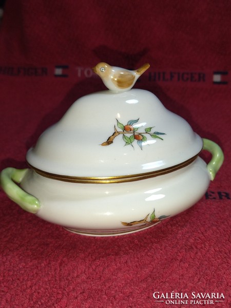 Beautiful Herend Hecsedli rosehip eared porcelain sugar bowl bonbonier with bird handle