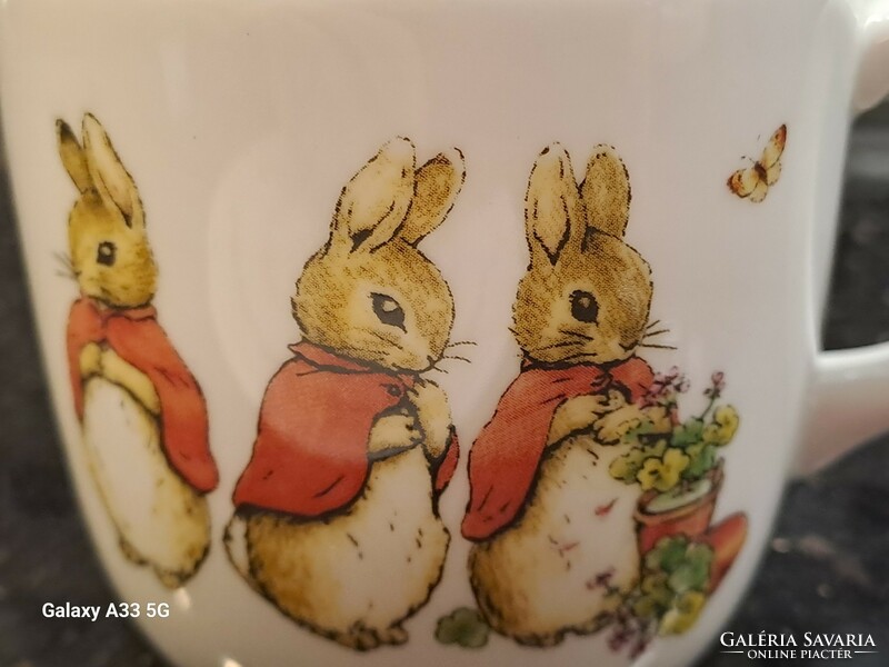 Wedgwood Peter Rabbit angol gyermek porcelán tányér és bögre Nyúl Péter kalandjairól nyuszis szett