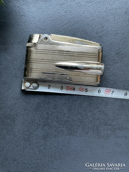 Old Ronson varaflame lighter, made in England