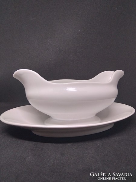 The Zsolnay sauce bowl is a very elegant piece