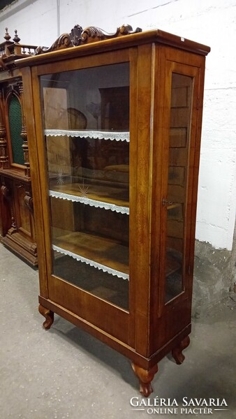 Neo-baroque, good condition, carved glass display case