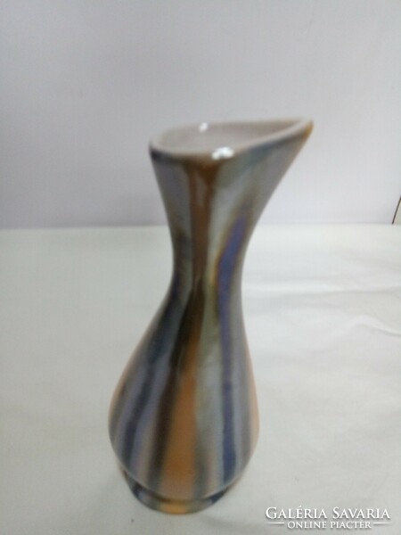 Retro striped eosin vase