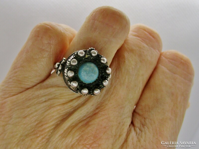 Wonderful very antique genuine turquoise silver ring