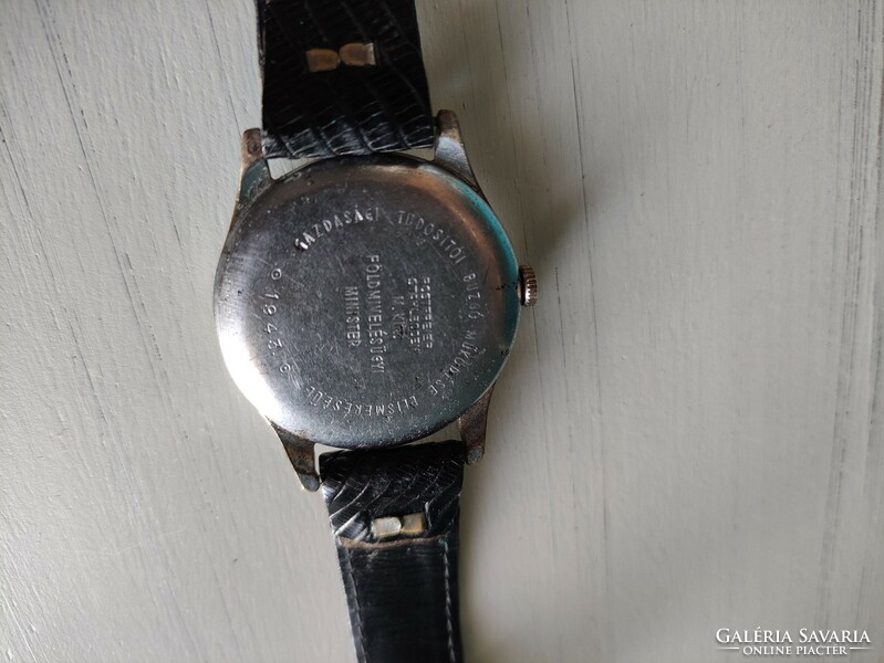 Honvéd vintage watch