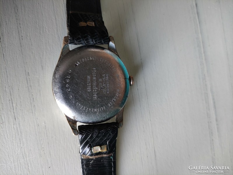 Honvéd vintage watch