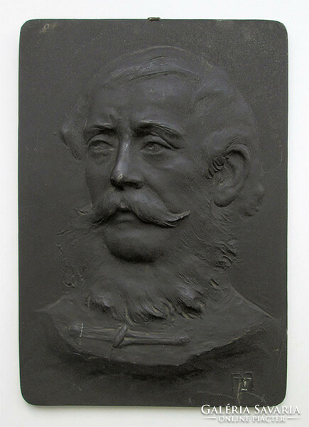 Andor Albert /1876-1940/: relief by Lajos Kossuth
