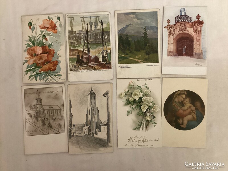 25 pieces of mixed Hungarian and foreign postcards. (G.).