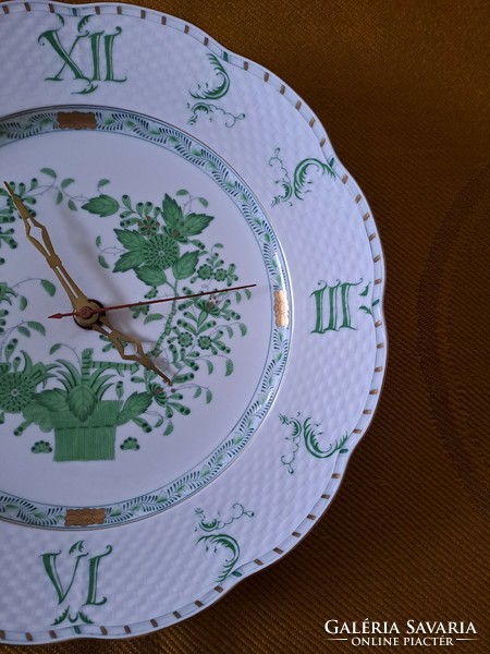 Flawless! Herend green Indian flower basket pattern wall clock / plate clock