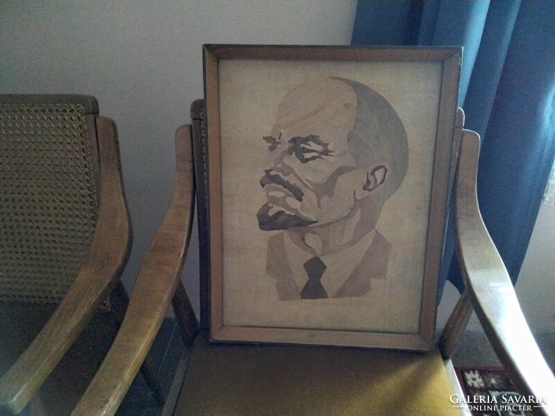 Inlaid Lenin picture