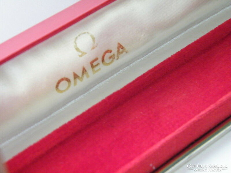 Omega óradoboz