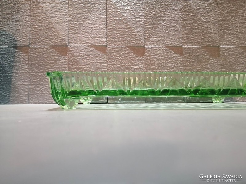 Art deco uránüveg, Vazelin üveg tálca, kínáló