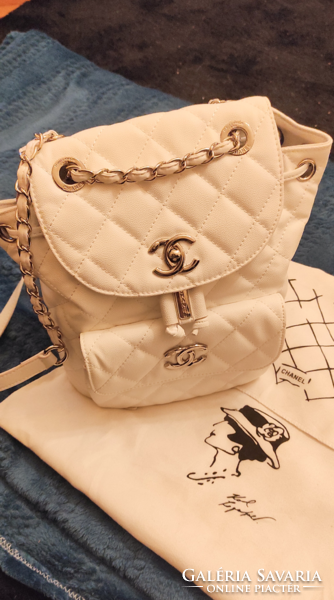 Chanel lambskin duma white 2005 - backpack