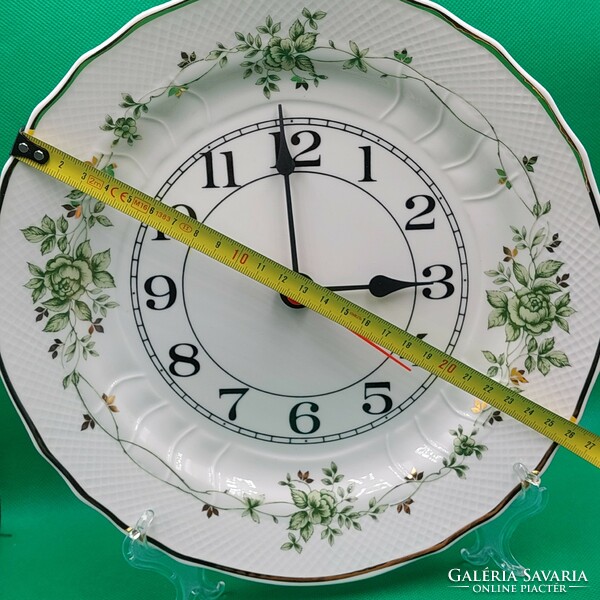 Hollóháza Erika patterned wall clock, plate clock
