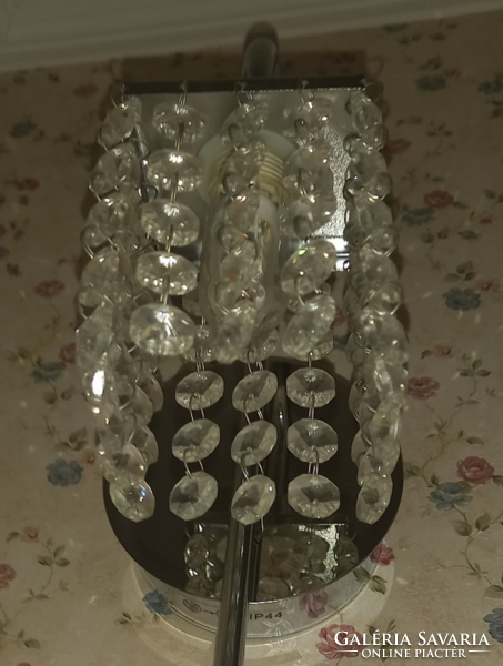 Crystal wall arm with 5 available gift LED bulbs